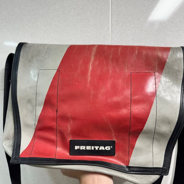 프라이탁 덱스터 판매합니다