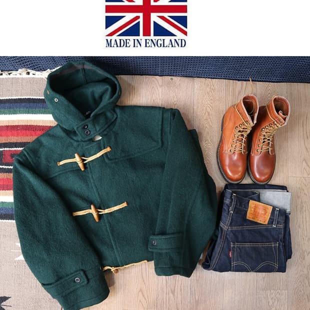 
영국산 두툼하고 튼튼한 울100% 빈티지 더플코트

굿 컨디션