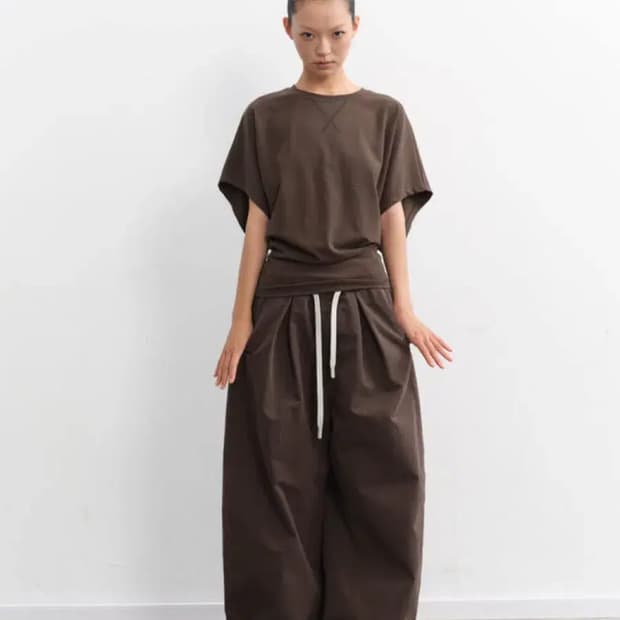 Jakana LINY LIBERTY Minimal Style Round