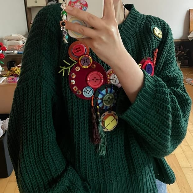 버튼 디테일 니트