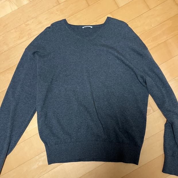 에토스 그레이 니트