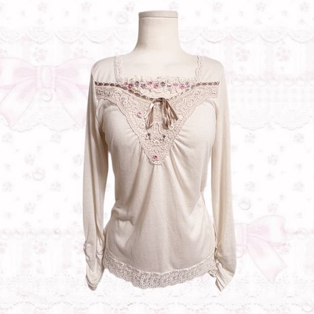 엑시즈팜 핀터깔 페어리 셔링 디테일 스퀘어넥 플라워 리본 포인트 긴팔티