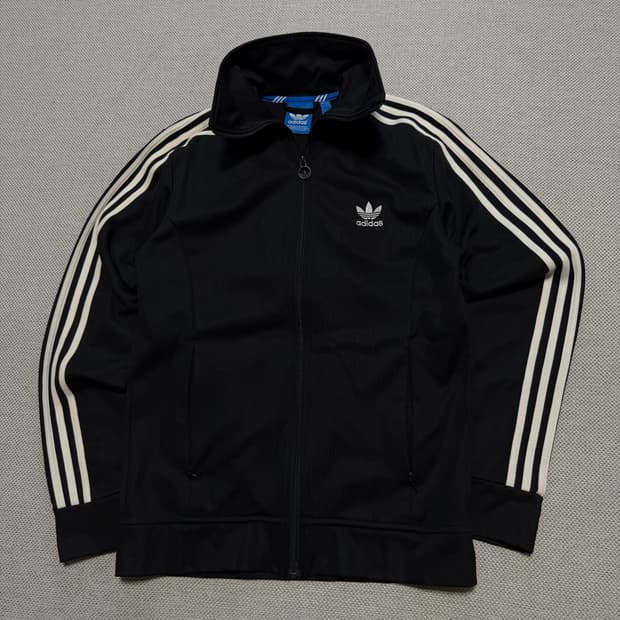 아디다스 유로파 트랙탑