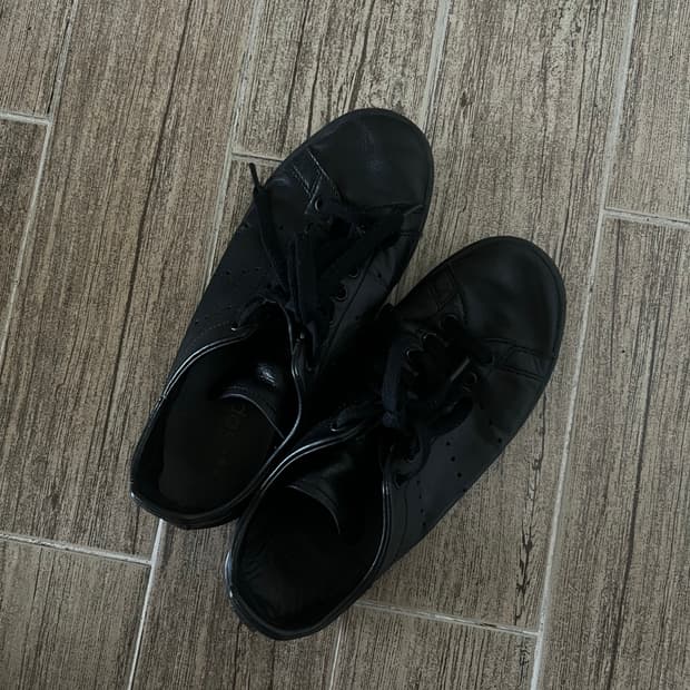 아디다스 스탠스미스 데콘