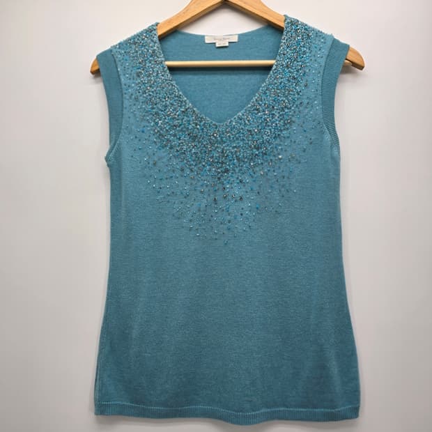 비즈 디테일 니트 슬리브리스