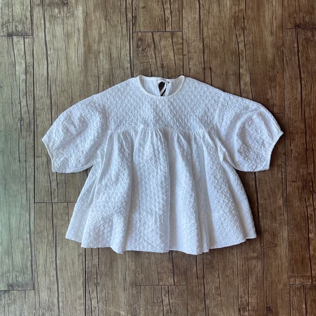 JPN Embossed Volume Blouse
