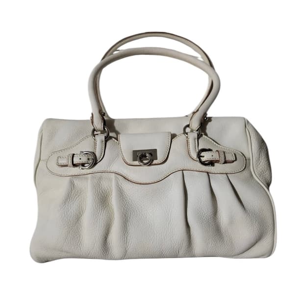 페레가모 화이트 토트백 숄더백