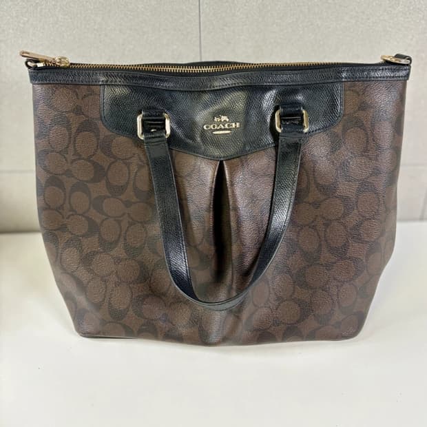 코치 시그니처 PVC 토트백 브라운 블랙 정품 여성가방