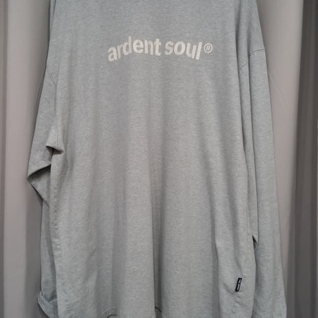 Ardent soul 맨투맨 