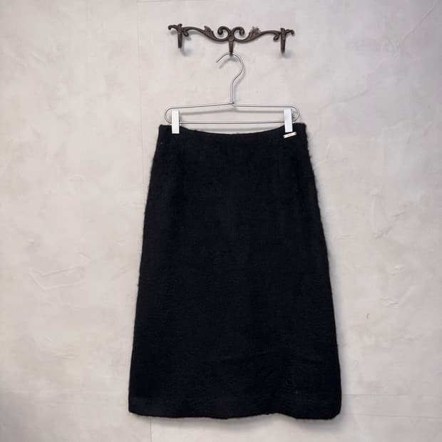 Sinoon black boucle midi skirt