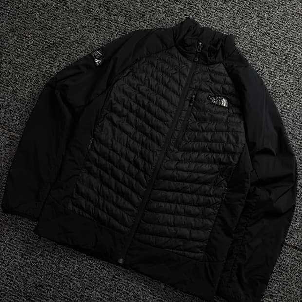 노스페이스 브이모션 다운 경량 패딩 자켓 블랙 1612