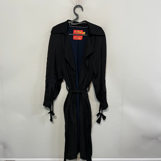 럭키슈에뜨 봄 코트 F