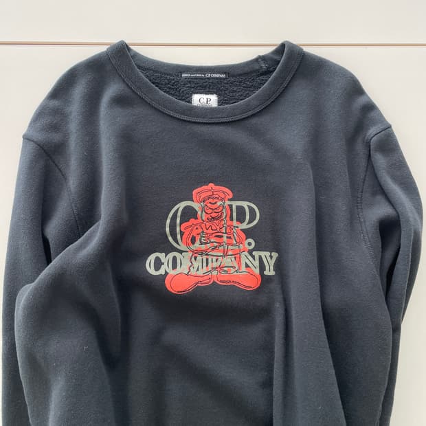 시피컴퍼니 블랙 로고 맨투맨