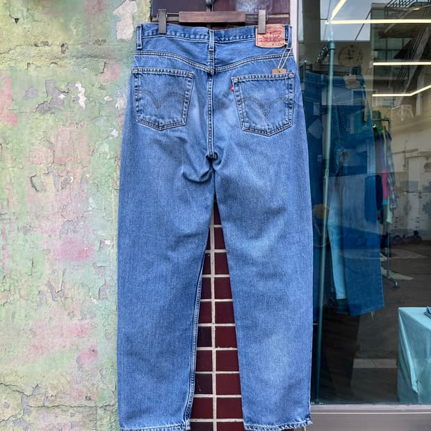 00’s 550 Vintage Levi’s