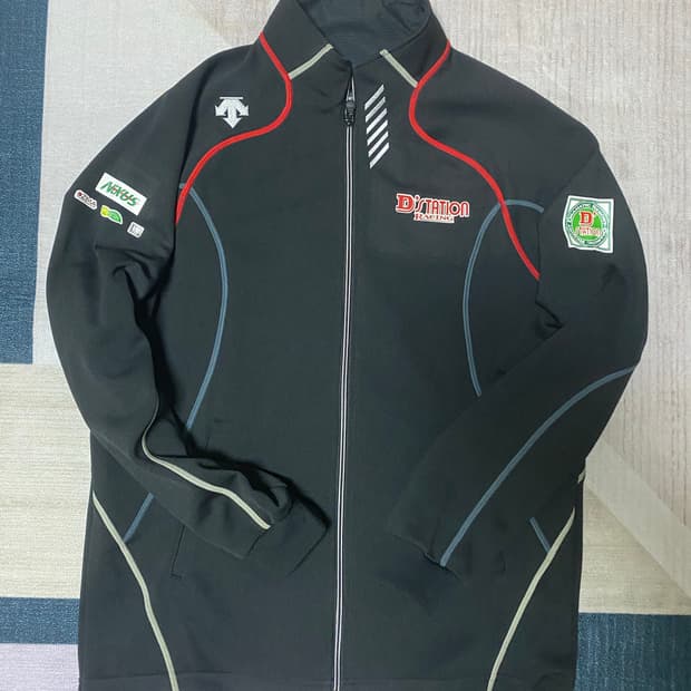 데상트 D'STATION RACING 져지