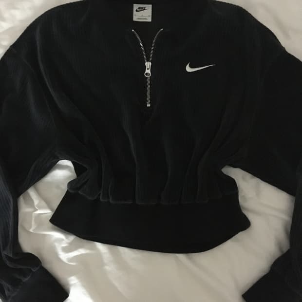 나이키 크롭 반집업