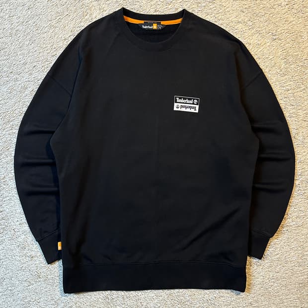 팀버랜드 TIMBERLAND 백프린팅 맨투맨 블랙