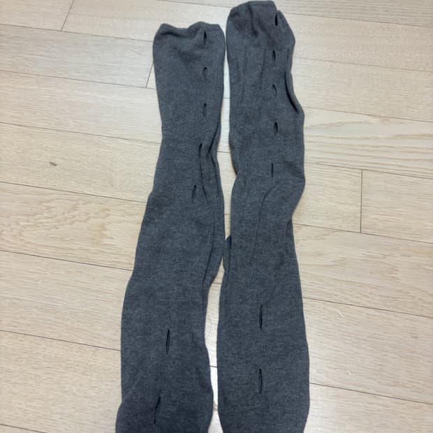 퍼버즈 양말 hole sox