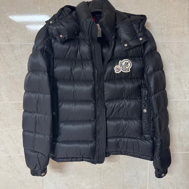 몽클레어 더블와펜 패딩