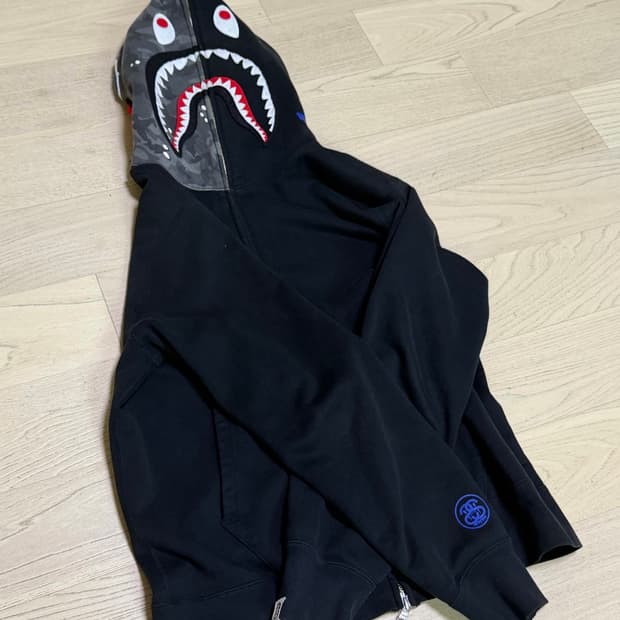 정품]베이프X스투시 콜라보 샤크 후드집업 정품