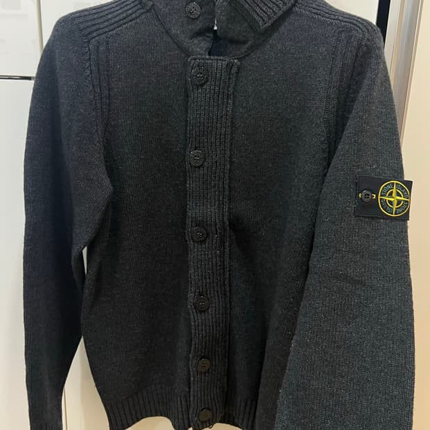 스톤아일랜드 차콜 집업가디건 L
