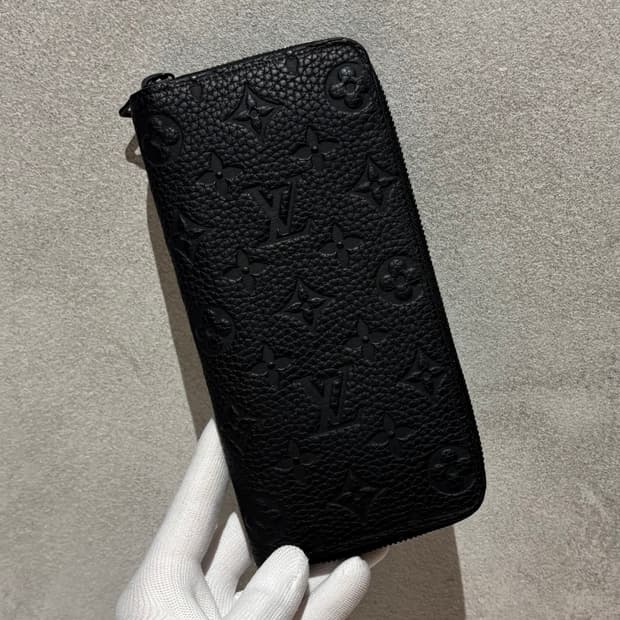 A / OS 루이비통 토뤼옹 지퍼돌이 장지갑 블랙