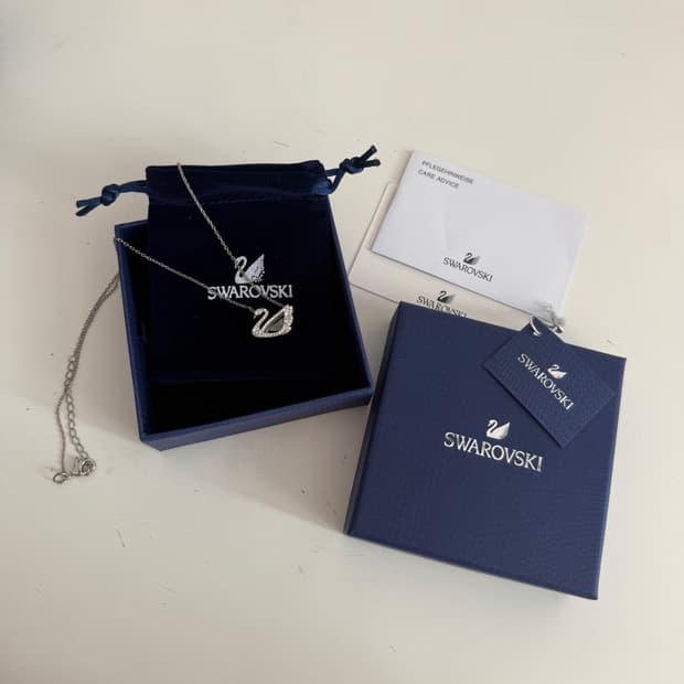 스와로브스키 댄싱스완 목걸이 5514421