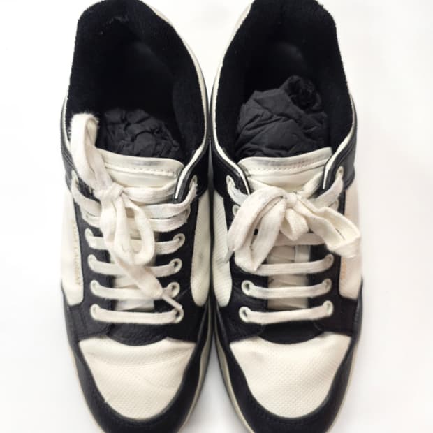 생로랑 SL61 그레인드 레더 로우탑 스니커즈 EU42