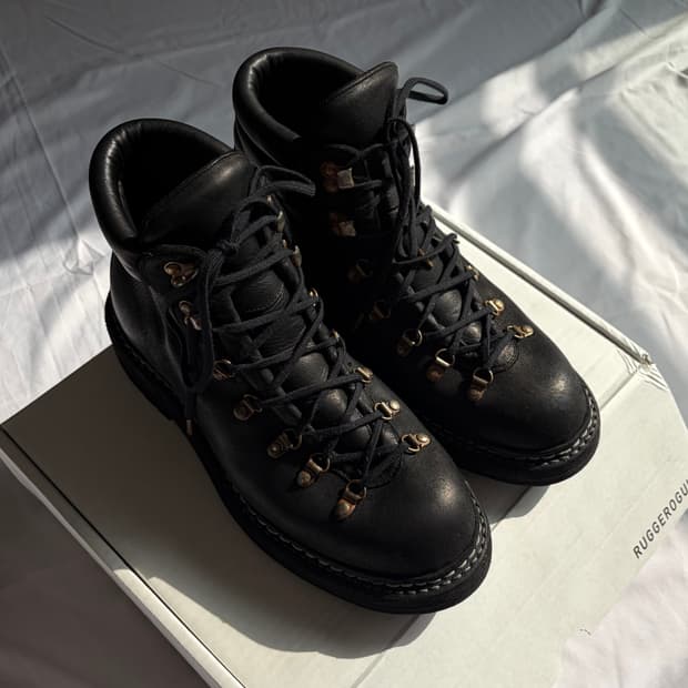 (새상품) [42] 구이디 19m 하이킹 부츠