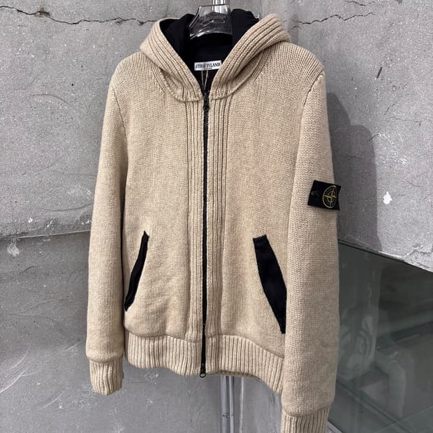 스톤 아일랜드 11fw 니트 후드집업