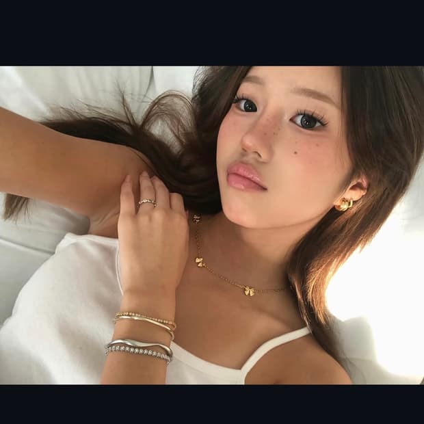 플랑 x 인플루언서 코니 리본 목걸이 골드
