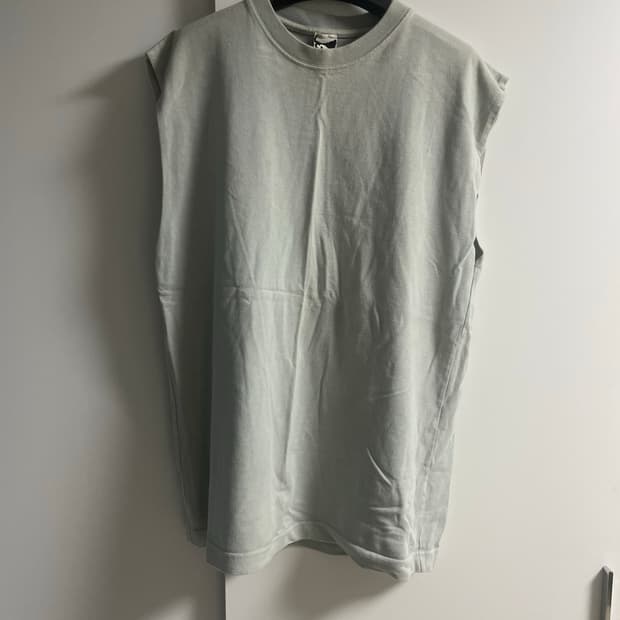 GR10K sleeveless