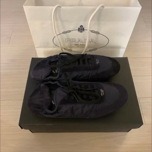 프라다 컬랩스 스니커즈 (39 네이비)