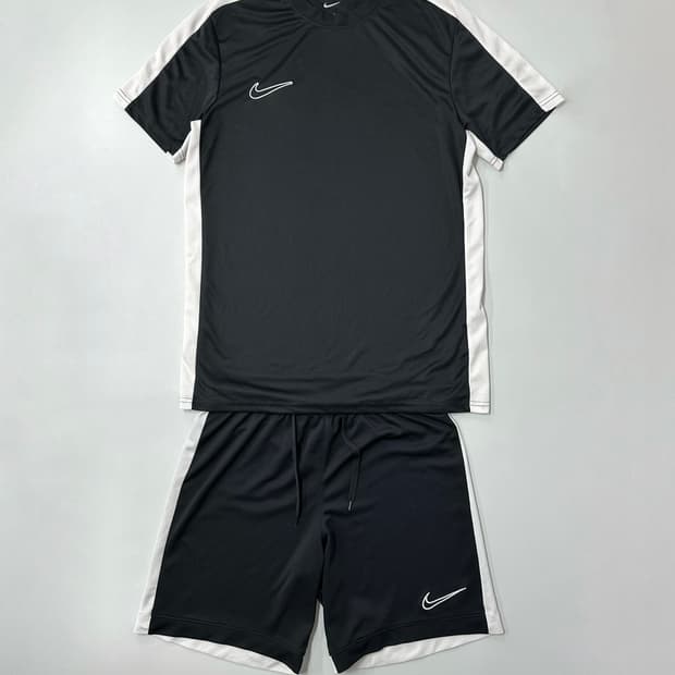 나이키 반팔 세트