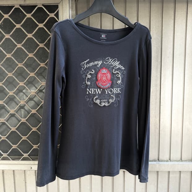 TOMMYHILFIGER biz embroidered longsleeve