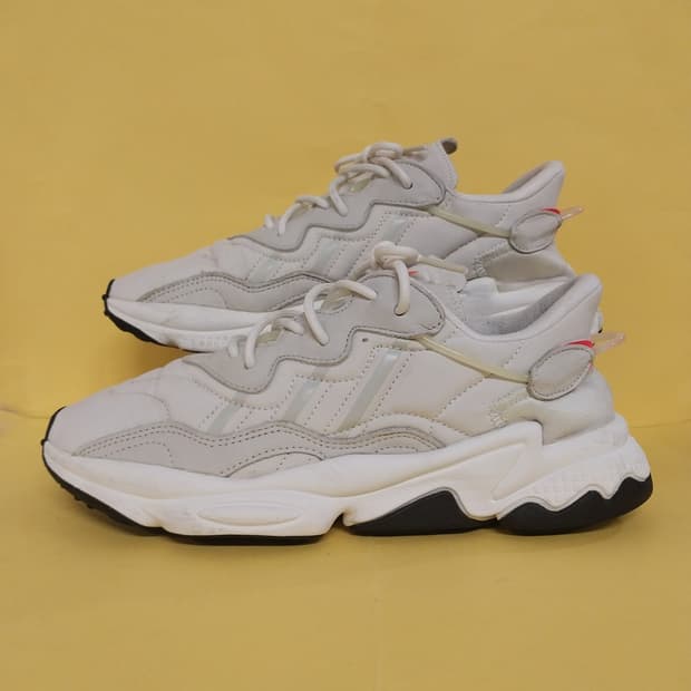 남성 아디다스 오리지널 오즈위고 트리플 운동화 (265)