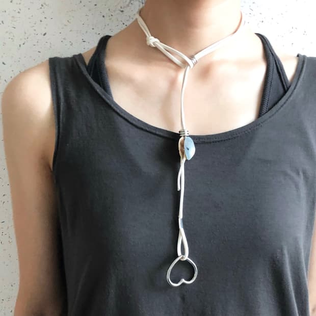 017. Heart - Button Choker