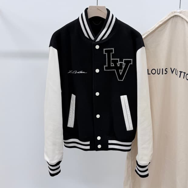 [S급/50] 24FW 루이비통 퍼렐 시그니처 바시티 블루종 자켓 블랙