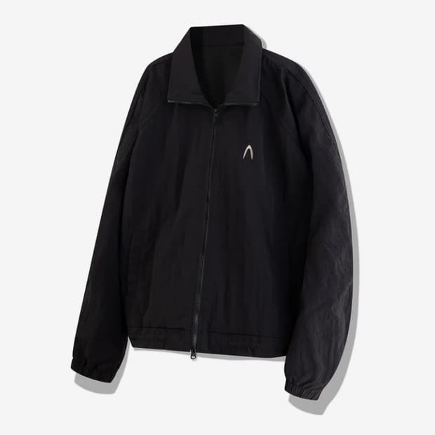 아캄 바람막이 / Aakam Line Jacket