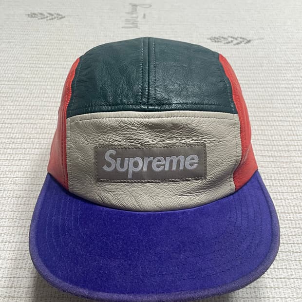 슈프림 레더 캠프캡