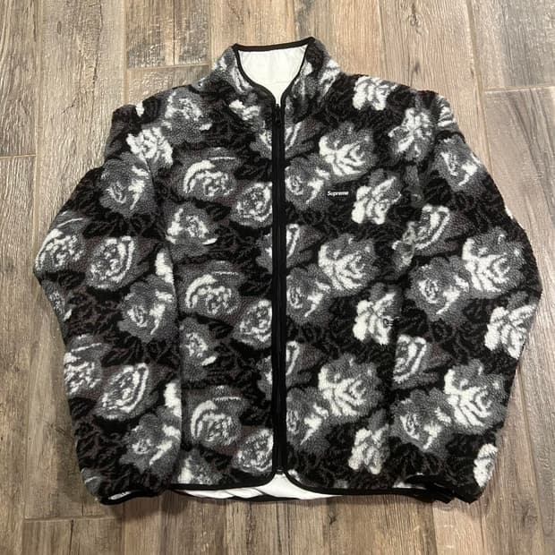 슈프림 로즈 쉐르파 플리스 리버시블 자켓