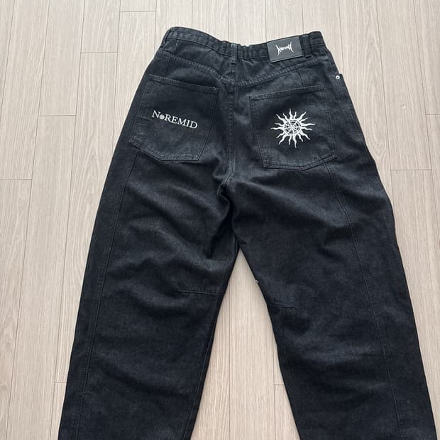 Noremid 블랙 데님 팬츠 사이즈 L