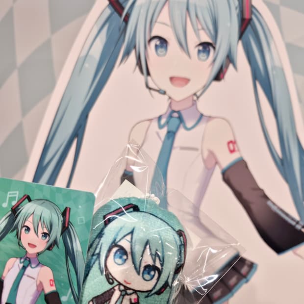 프세카 미쿠 팝업 인형 포카 세트로 팝니다