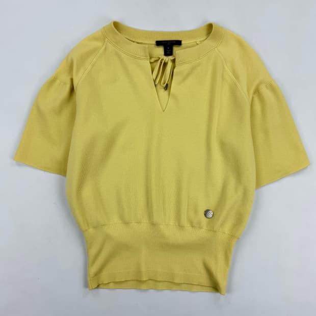 루이비통 스트링 넥 반팔 니트 탑