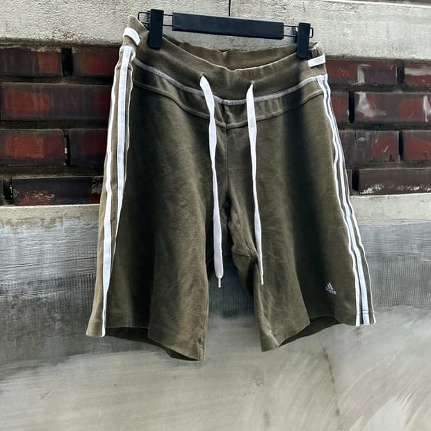 JPN 00s 아디다스 카키 스웻 숏 팬츠