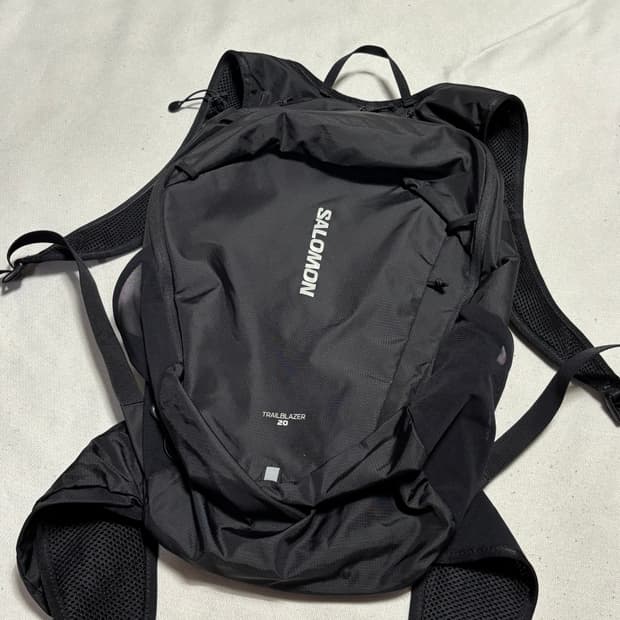 OS 살로몬 트레일블레저 20 블랙 백팩
