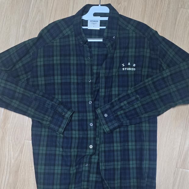 아이앱 스튜디오 체크셔츠