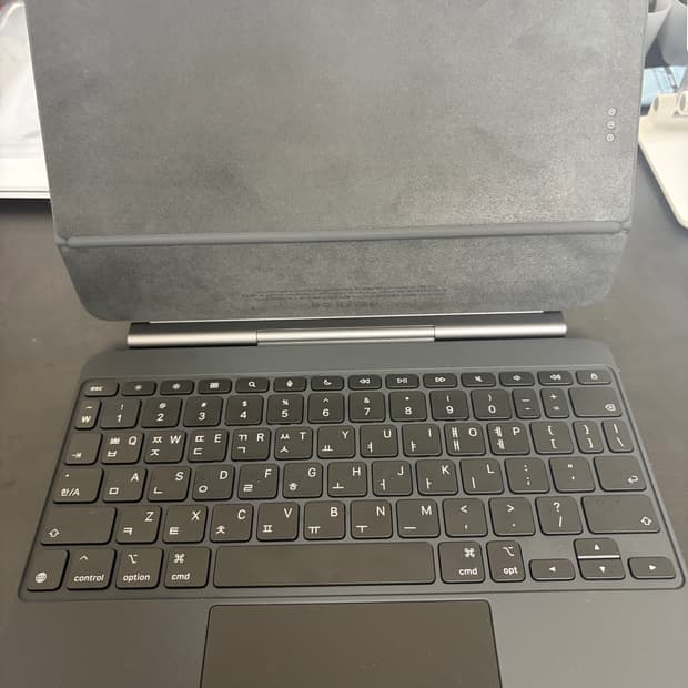 아이패드 매직키보드 11인치