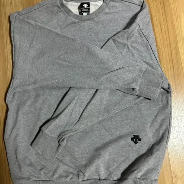 데상트 여성 맨투맨 85