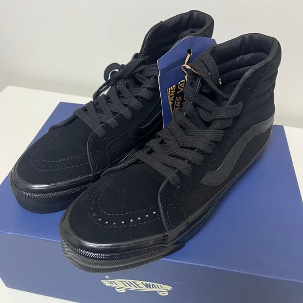 (새상품/미착용) 반스 스케이트-하이 리이슈 38 LX 블랙/블랙 240